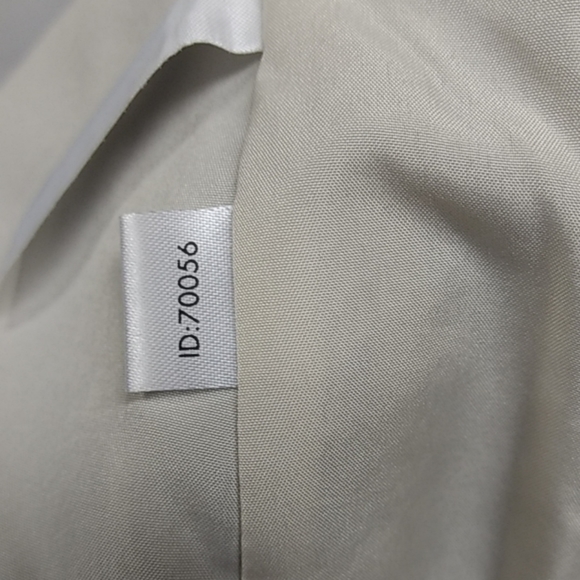 Ann Taylor Blazer One Button Closure Size 6 - Picture 6 of 8